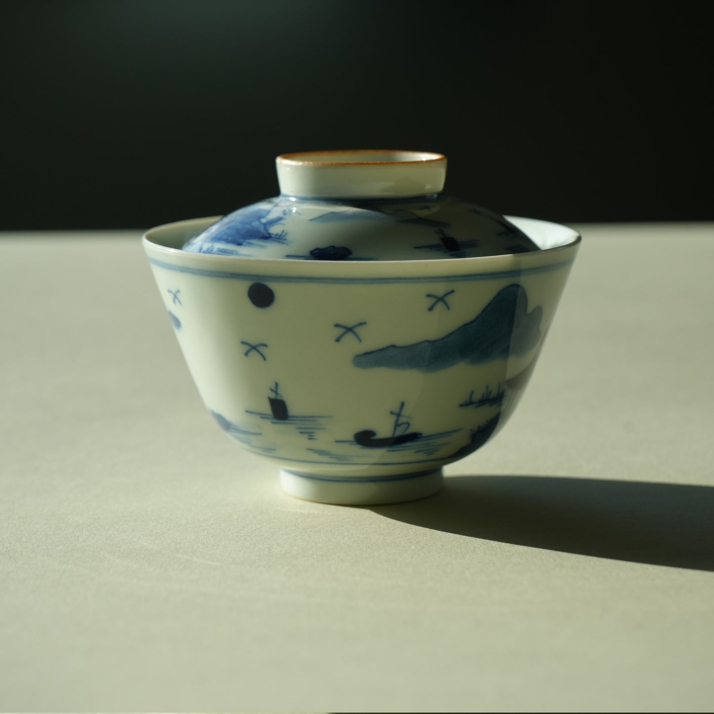 Hand-painted Qinghua Gaiwan, Jingdezhen Porcelain, 160ml